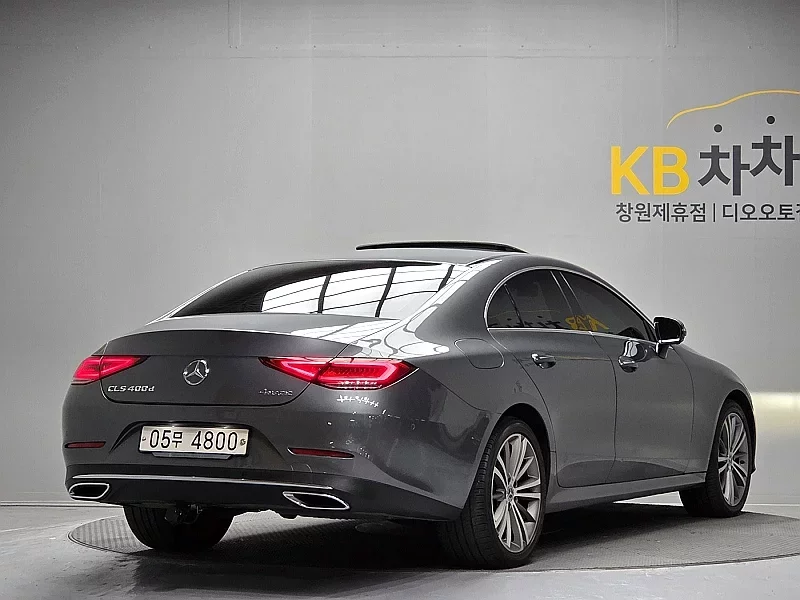 Mercedes-Benz CLS-Class