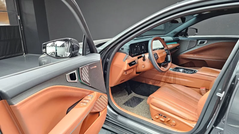 Kia K8