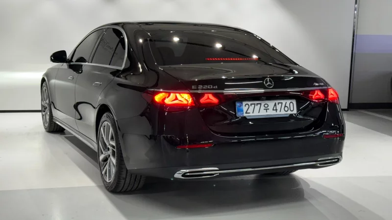 Mercedes-Benz E-Class