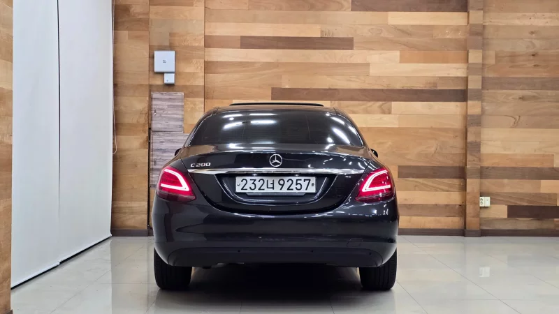 Mercedes-Benz C-Class