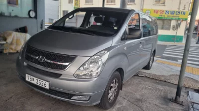 Hyundai Grand Starex