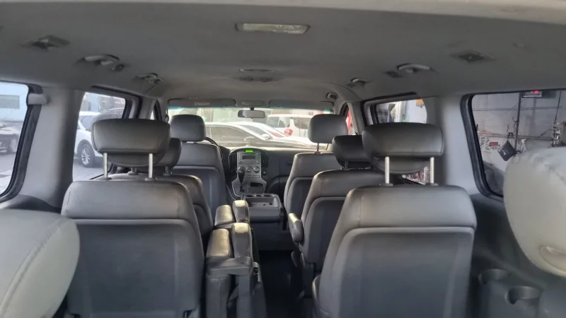 Hyundai Grand Starex