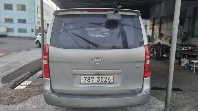 Hyundai Grand Starex