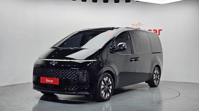 Hyundai Staria