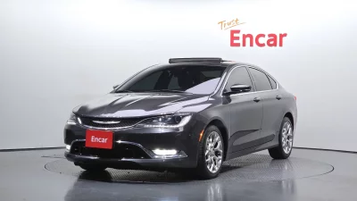 Chrysler 200