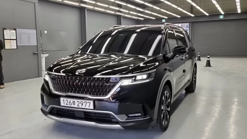 Kia Carnival