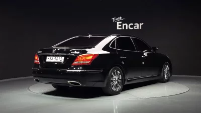 Hyundai Equus