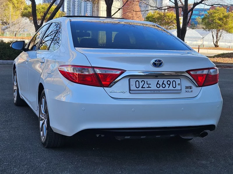 Toyota CAMRY