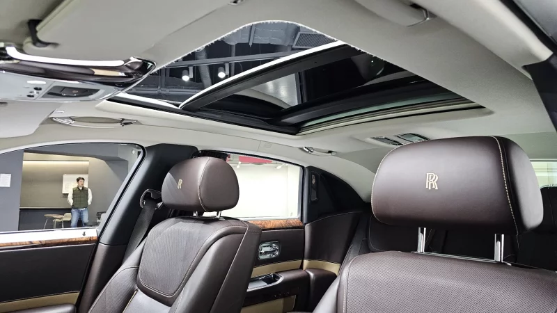 Rolls-Royce GHOST