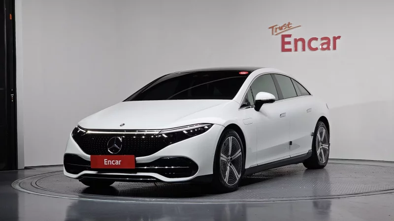 Mercedes-Benz EQS
