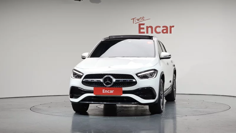 Mercedes-Benz GLA-Class