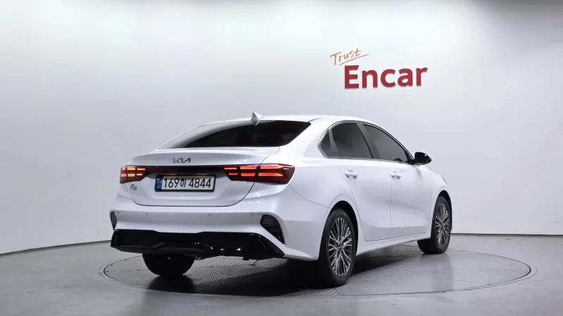 Kia K3