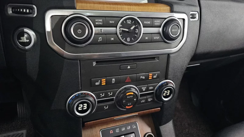 Land Rover DISCOVERY