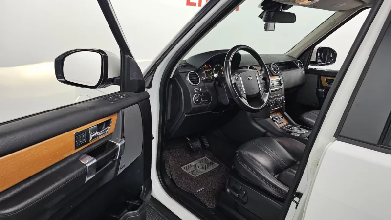 Land Rover DISCOVERY