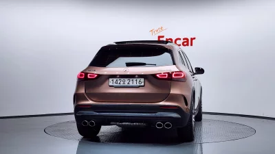 Mercedes-Benz GLA-Class