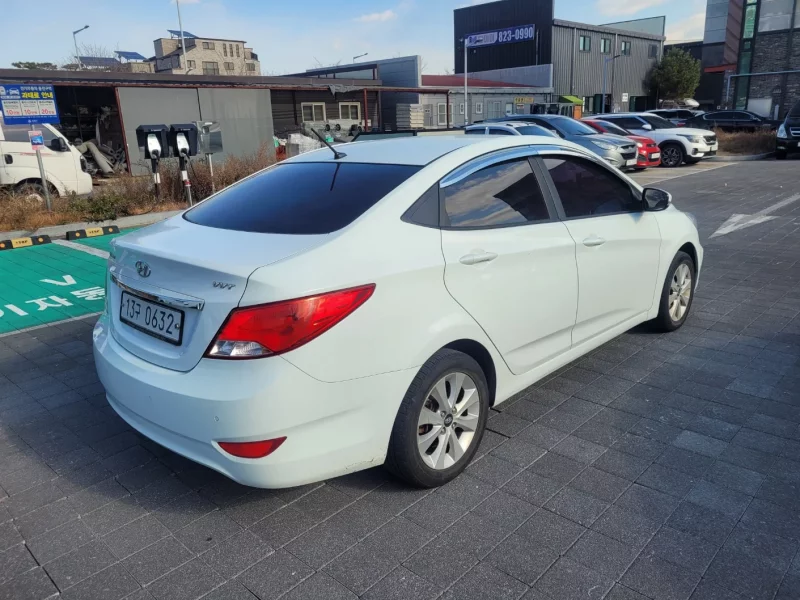 Hyundai Accent