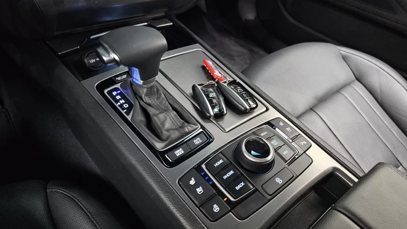 Hyundai Genesis