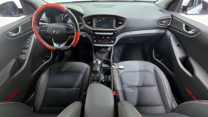 Hyundai Ioniq