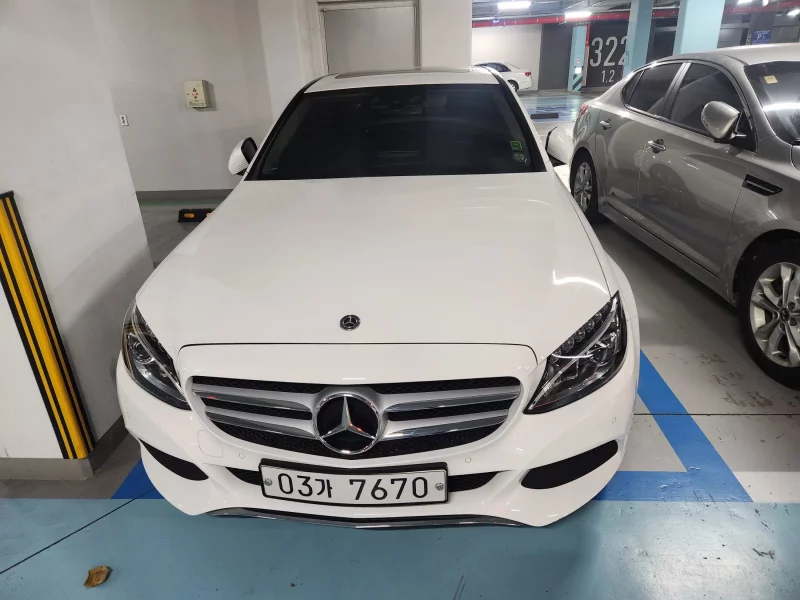 Mercedes-Benz C-Class