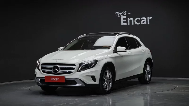 Mercedes-Benz GLA-Class