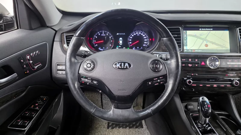 Kia K9