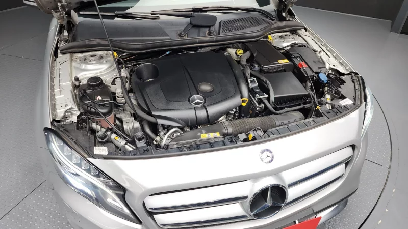 Mercedes-Benz GLA-Class