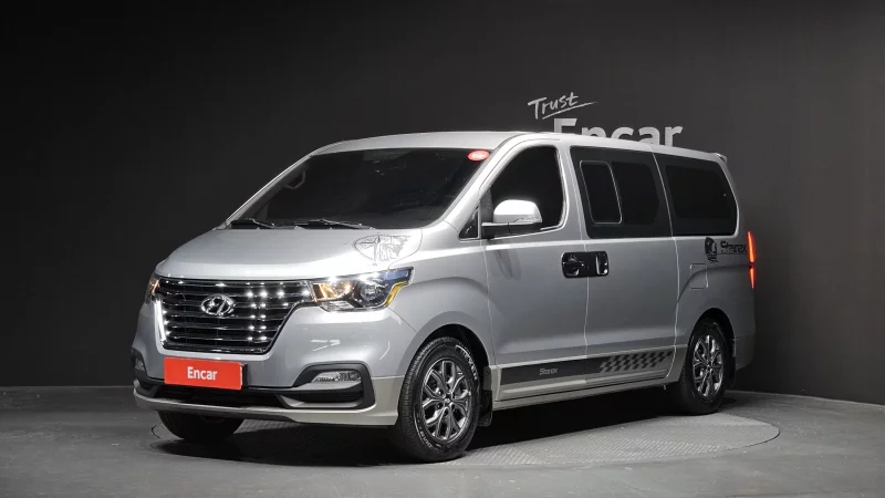 Hyundai Starex