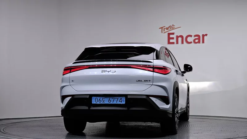 BYD Sealion 7