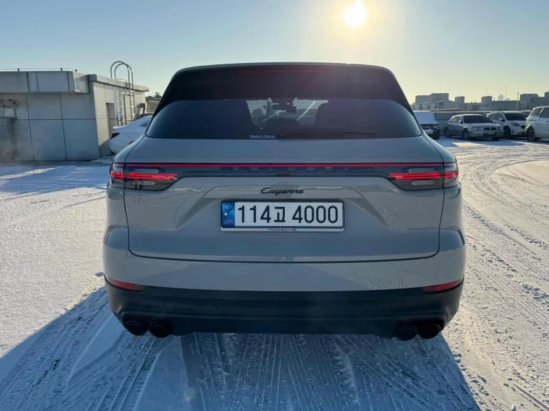 Porsche CAYENNE