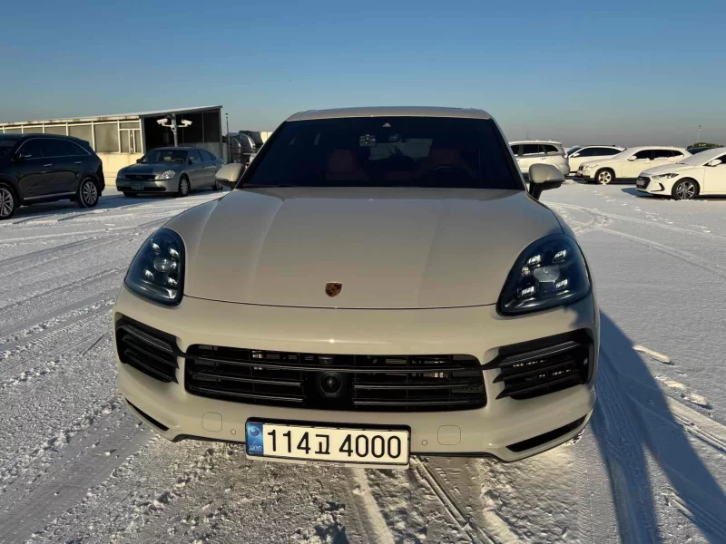 Porsche CAYENNE