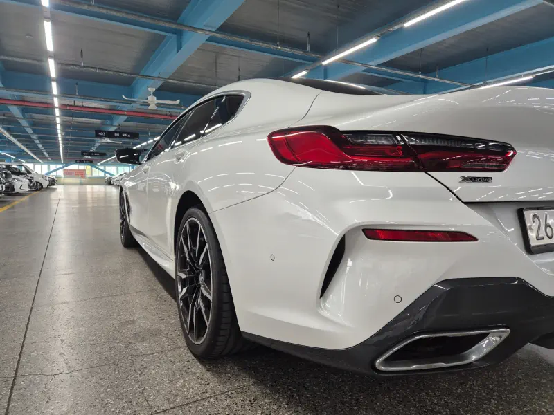 BMW 8-Series