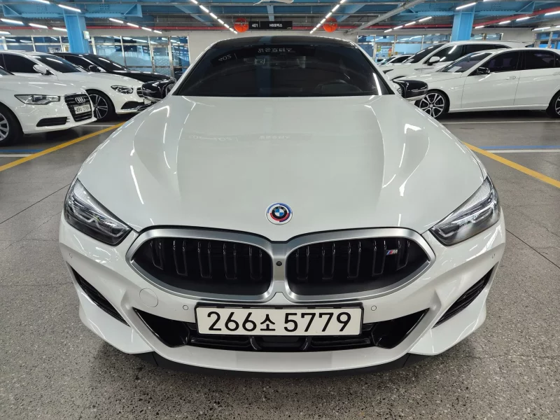 BMW 8-Series