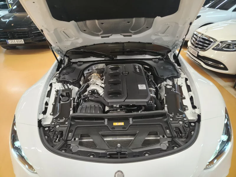 Mercedes-Benz SL-Class