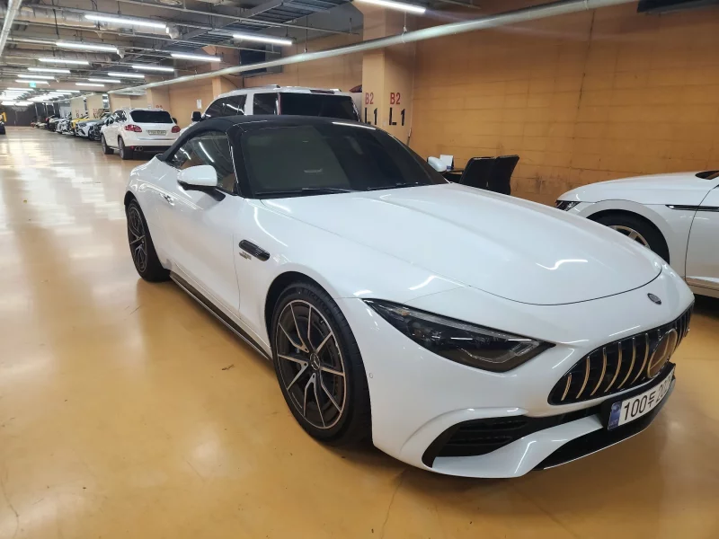 Mercedes-Benz SL-Class