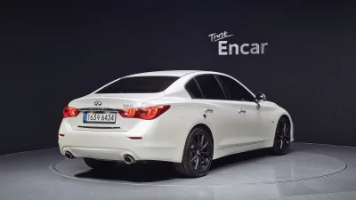 Infiniti Q50