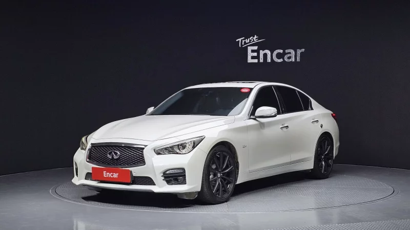 Infiniti Q50