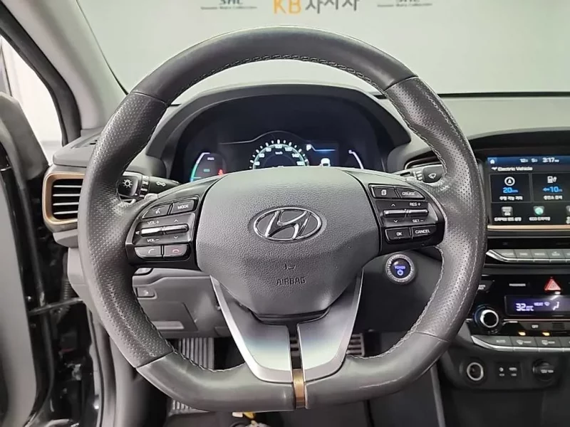 Hyundai Ioniq