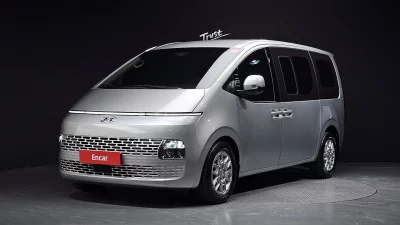 Hyundai Staria