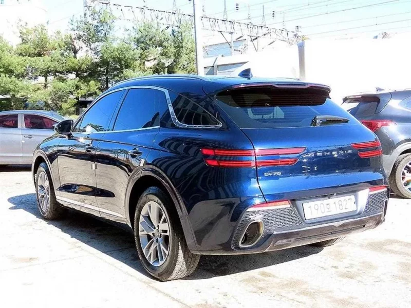 Genesis GV70