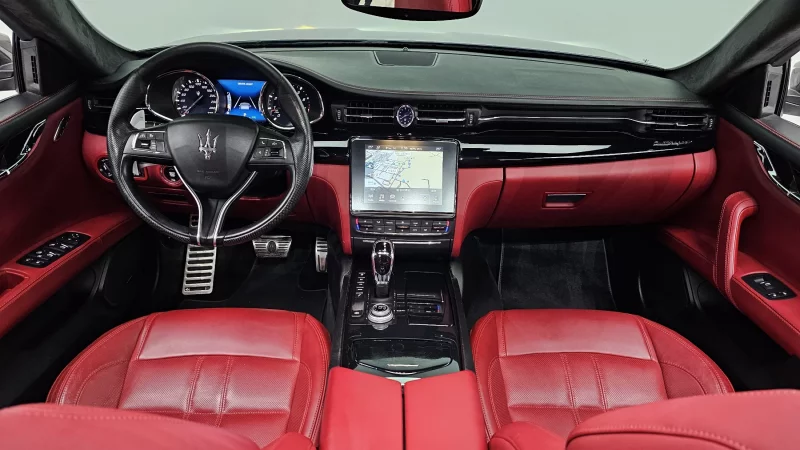 Maserati QUATTROPORTE