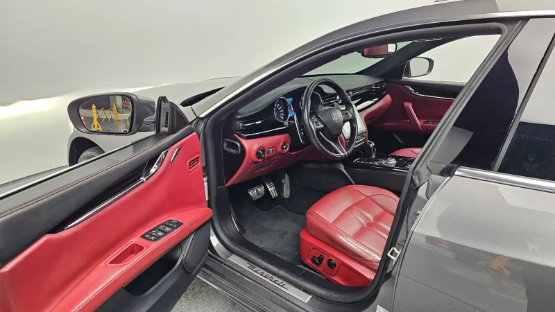 Maserati QUATTROPORTE