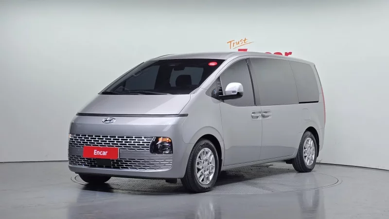 Hyundai Staria