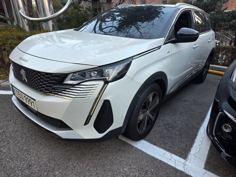 Peugeot 5008