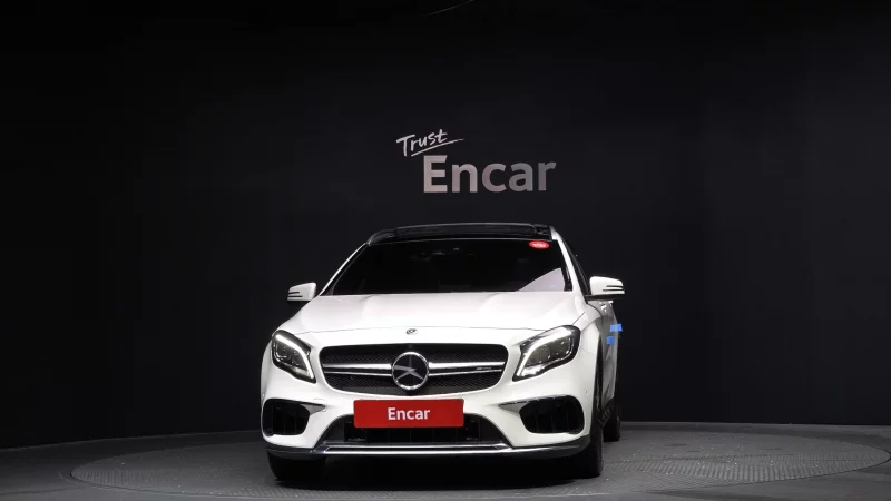 Mercedes-Benz GLA-Class