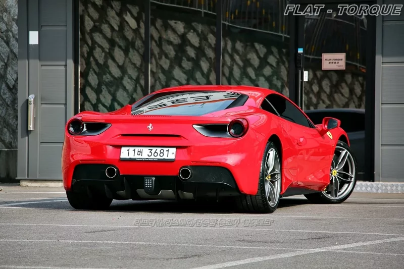 Ferrari 488