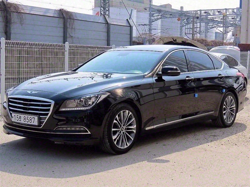 Hyundai Genesis