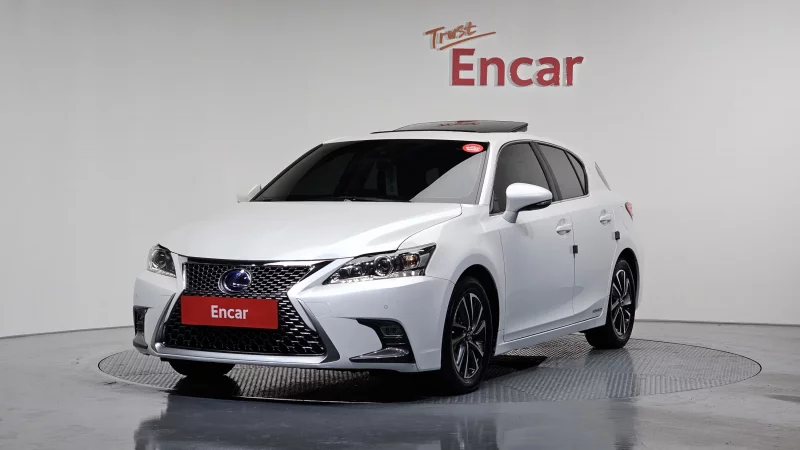 Lexus CT200h