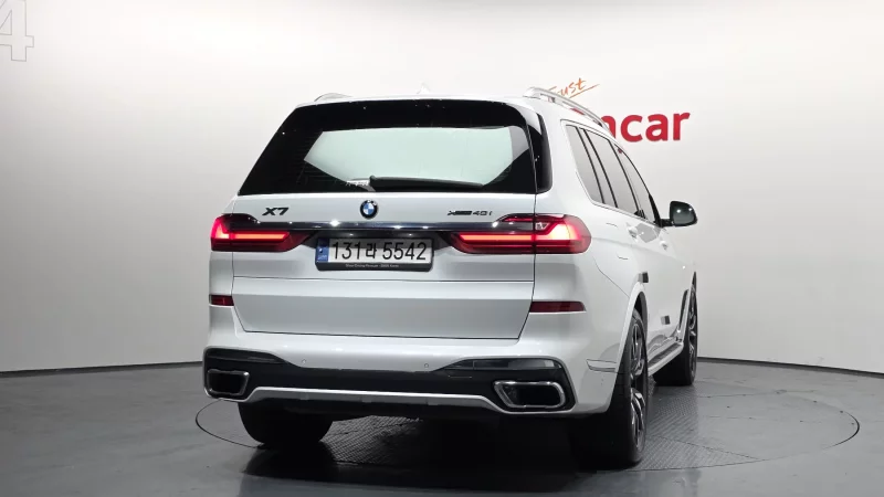 BMW X7