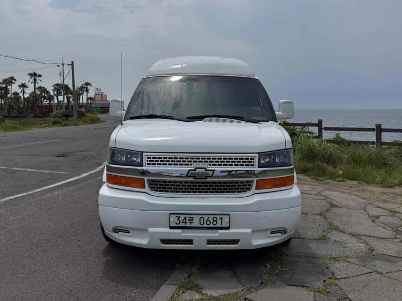 Chevrolet Express Van