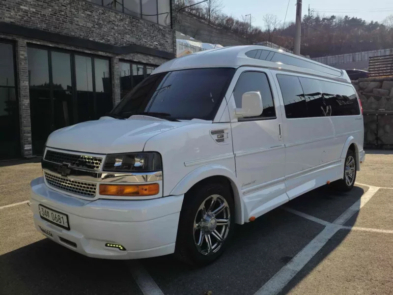 Chevrolet Express Van